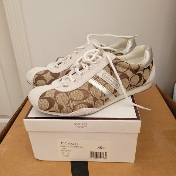 COPY - Coach Gym Shoes - Picture 2 of 3